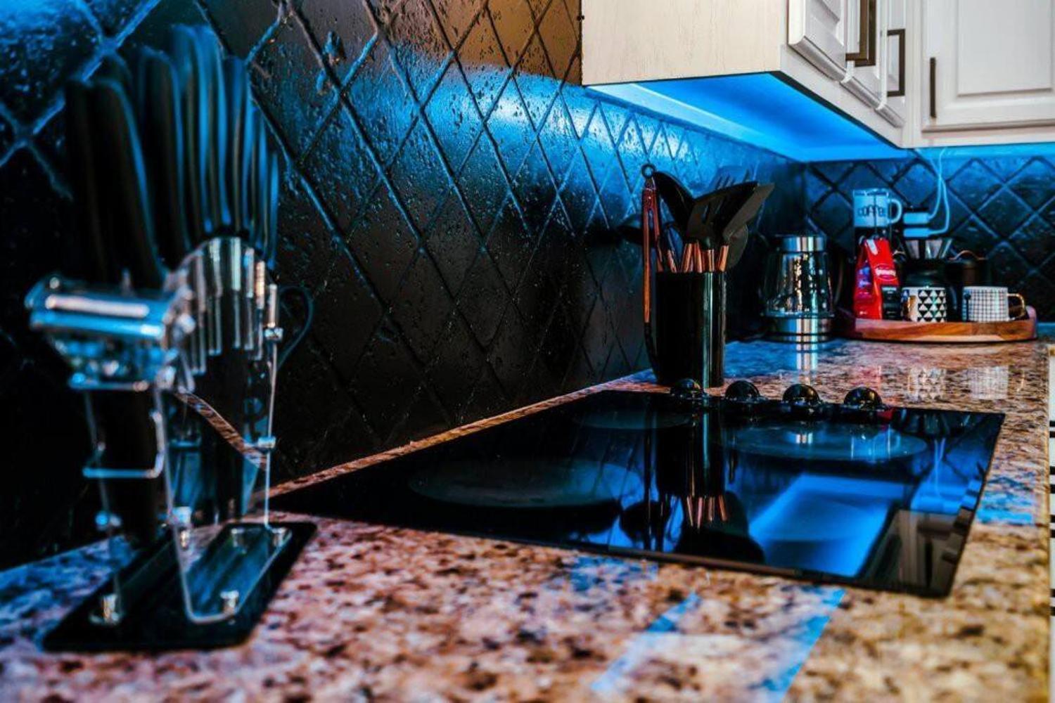 Stylish & Romantic Home, Long-Term Friendly, King Батон-Руж Экстерьер фото
